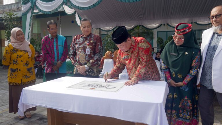 Rayakan HUT ke-41, RSUD dr. Murjani Resmikan Ruang Perawatan KRIS dan Dua Aplikasi Layanan Digital