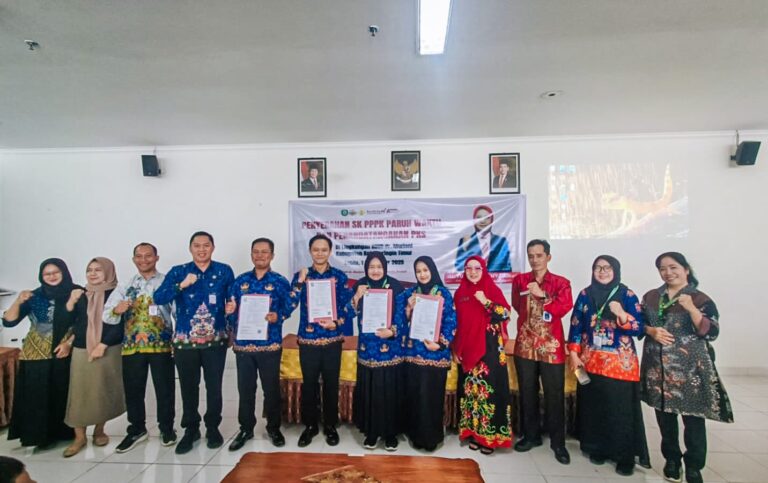 RSUD dr. Murjani Serahkan SK PPPK Paruh Waktu dan Penandatanganan PKS