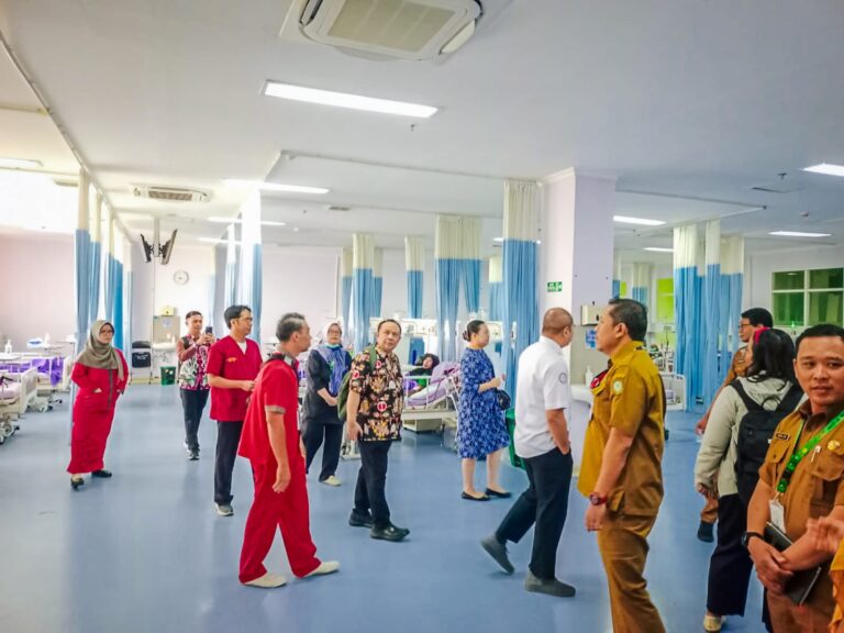 Visitasi Layanan Hemodialisis di RSUD dr. Murjani oleh dr. Untung Surapati, Sp.PD., K-GH., FINASIM